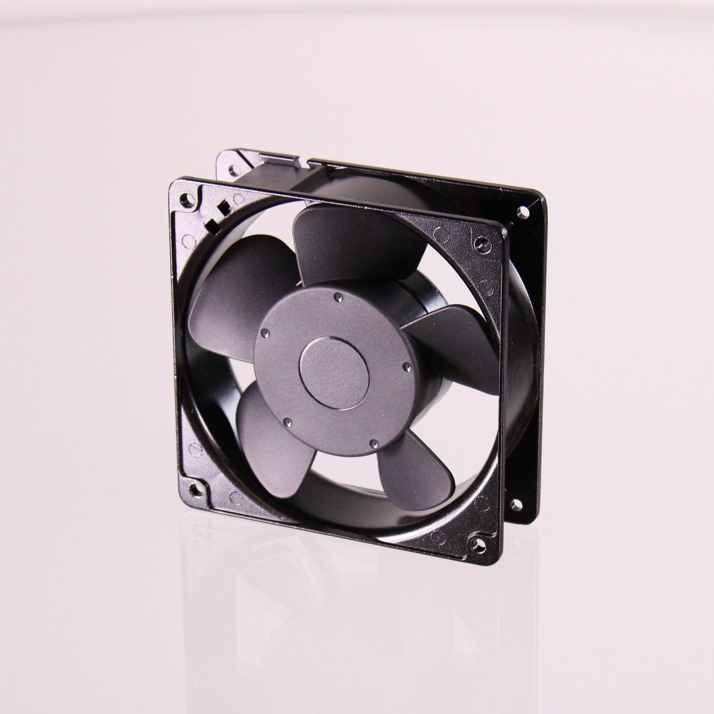 Alto Shaam FA-36957 Fan, Axial, 230V, 50/60HZ, 119 x 119 x 38